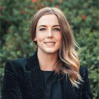Lish Barber Headshot Lish Barber Headshot